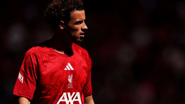 Jones: Liverpool midfielder reacts to Stones’ Inter move, fuelling transfer speculation