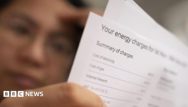 VAT to be cut from household energy bills in October