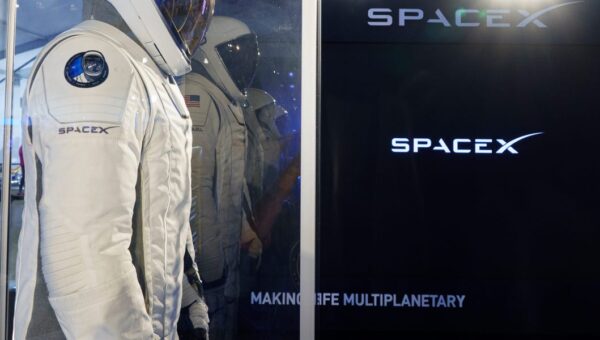 A physicist explains the overlooked problem that could doom Elon Musk’s Mars colonization plans: dust