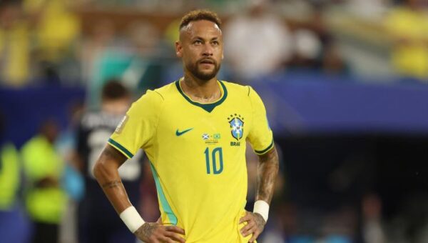 Where is Neymar? Why Brazil star is on World Cup bench with Raphinha and not playing from start