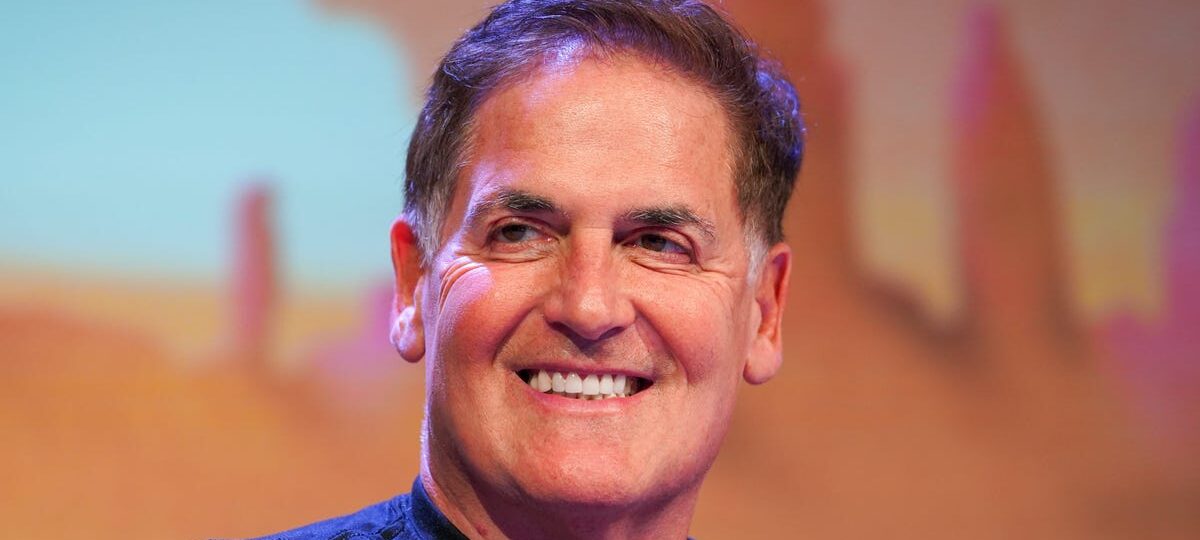 Mark Cuban predicts AI will let workers train for jobs using simulators 'like pilots and race car drivers'
