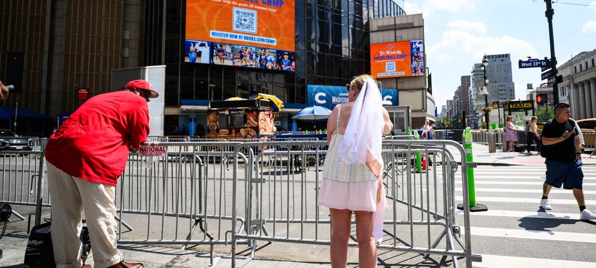 It's a cruel summer heatwave: Taylor Swift and Travis Kelce wedding attracts small crowds as NYC temps spike