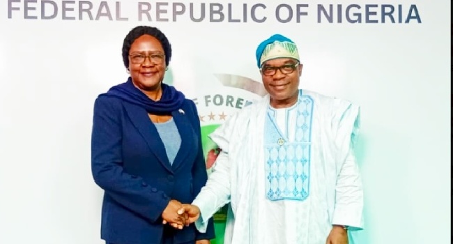 FG Pledges Deeper Economic, Regional Cooperation With Liberia