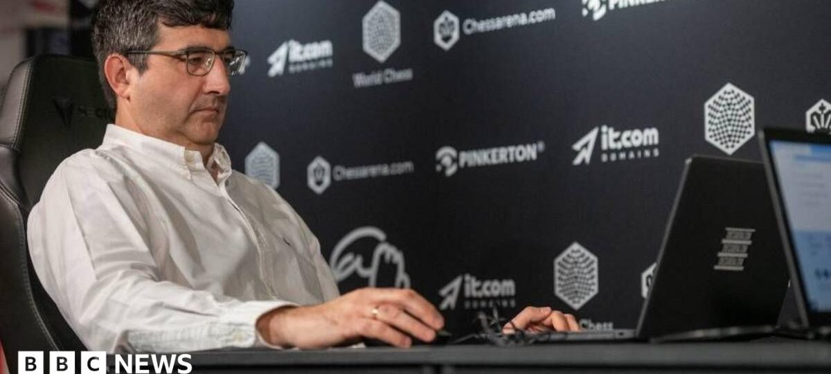 Former chess champion Kramnik banned over cheating remarks