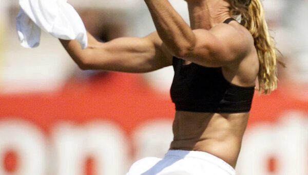 USWNT’s Emma Hayes comments on FIFA’s proposal to sell minority stake