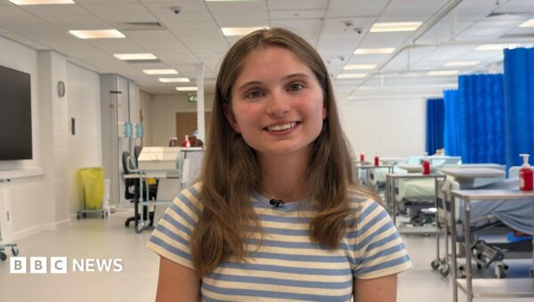 ‘I had stage four cancer at 14, now I’m a doctor’