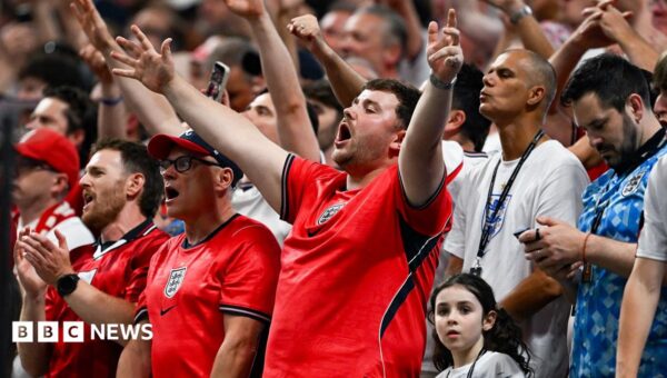 Why Wonderwall has become England's World Cup anthem