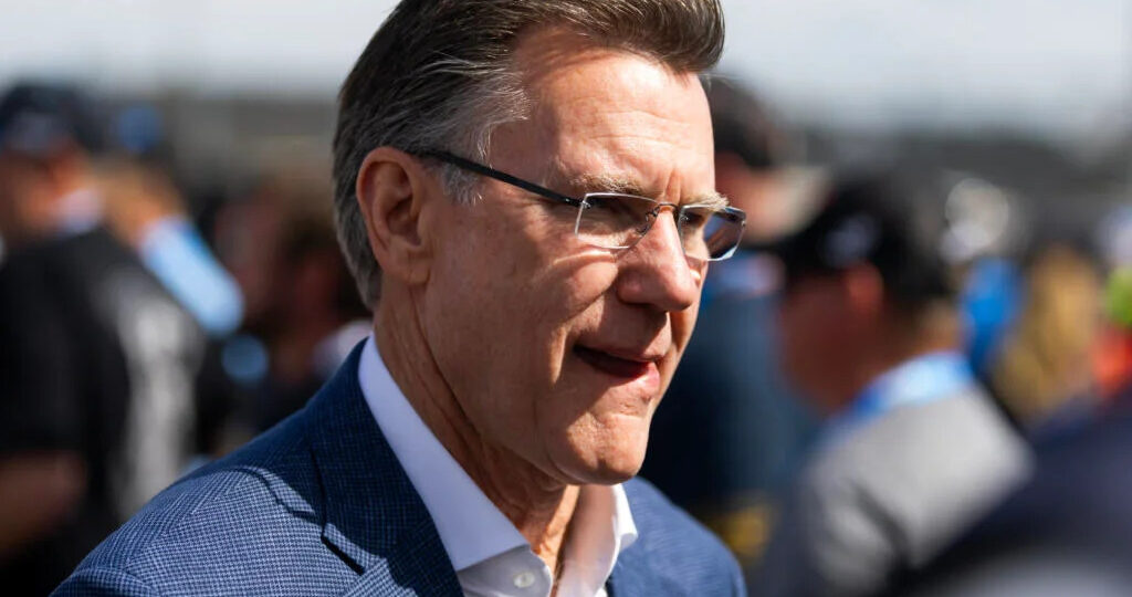Column: NASCAR Deserves Tons of Credit for Going Full Distance at Quaker State 400