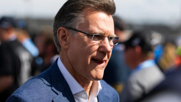 Column: NASCAR Deserves Tons of Credit for Going Full Distance at Quaker State 400