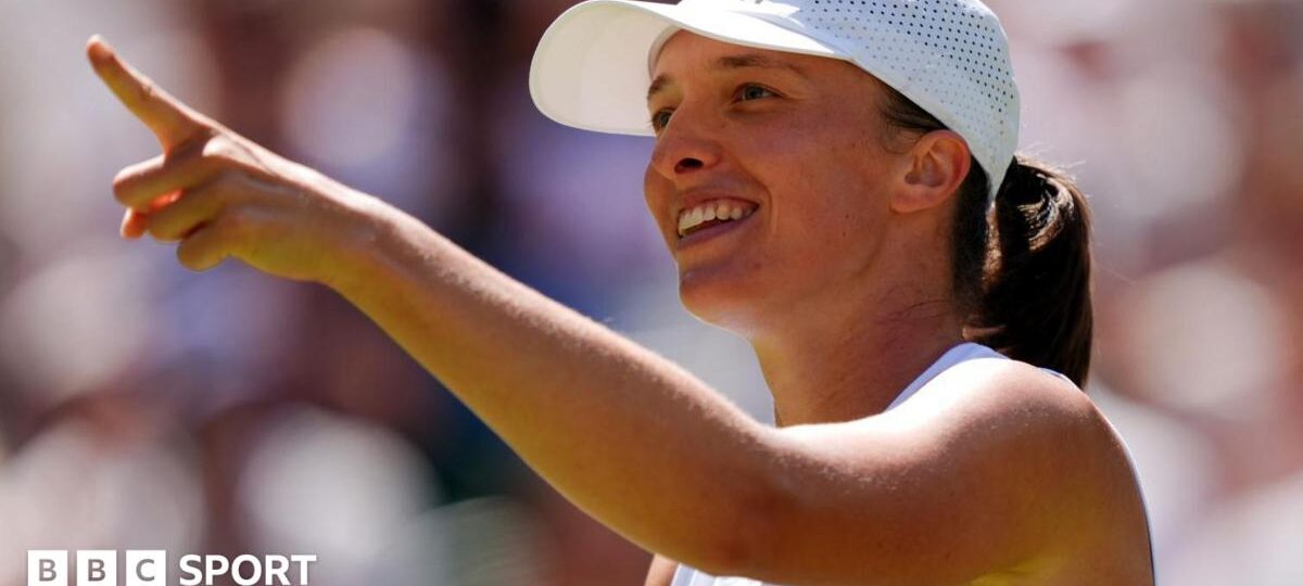 Swiatek earns A+ verdict from Navratilova - but gives herself a B