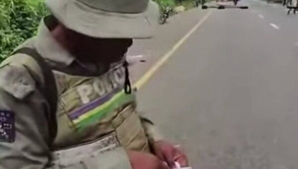 Why Igbos deny their identity – Catholic priest fumes over policeman’s threat in viral video