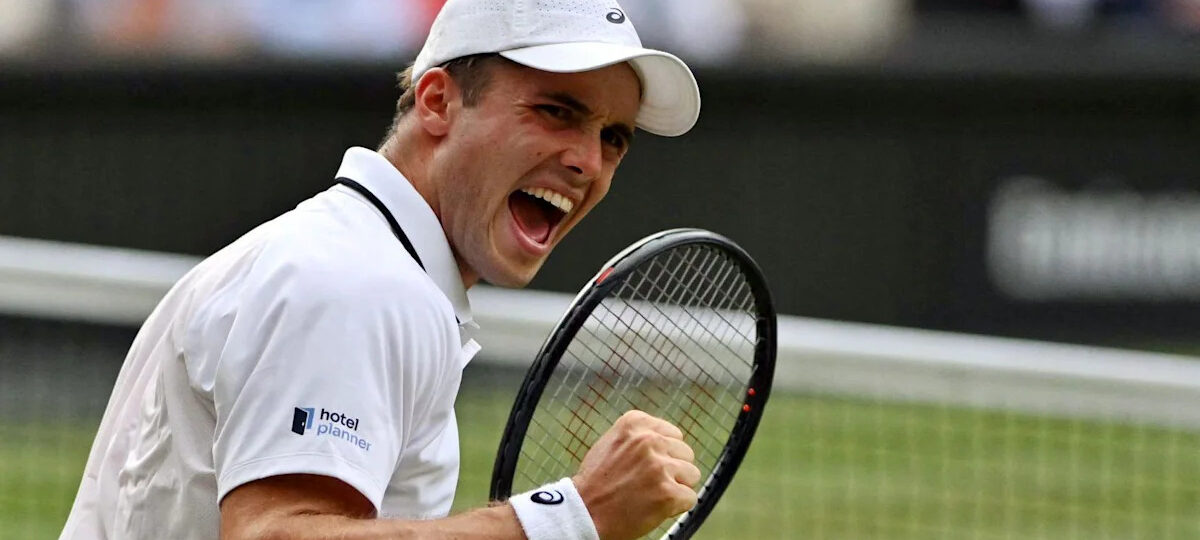What must Fery do to become Wimbledon semi-finalist?