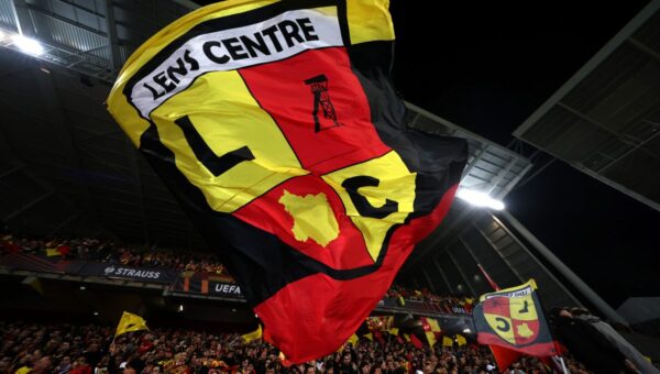Mezian Mesloub set to reject Benfica and sign first contract at Lens