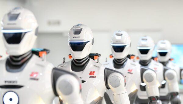 What smart people are saying about Trump's ban on new Chinese humanoid robots