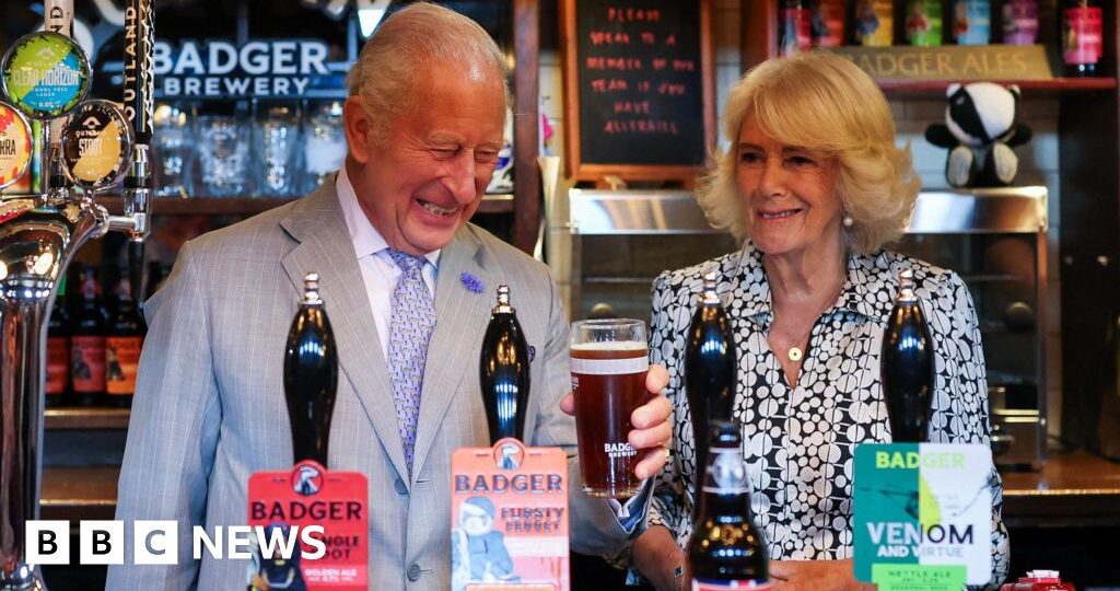 ‘Good day to drown a few sorrows,’ says King as he pours pint