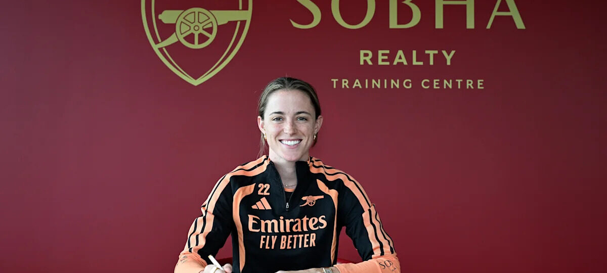 Defender Ona Batlle signs for Arsenal