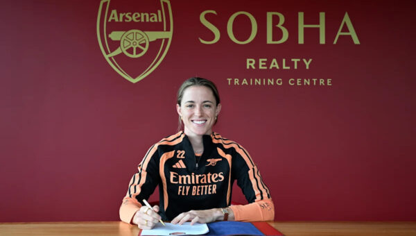 Defender Ona Batlle signs for Arsenal