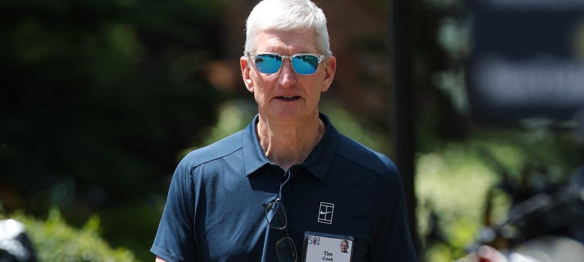 Apple accuses OpenAI of playing dirty in the AI talent wars