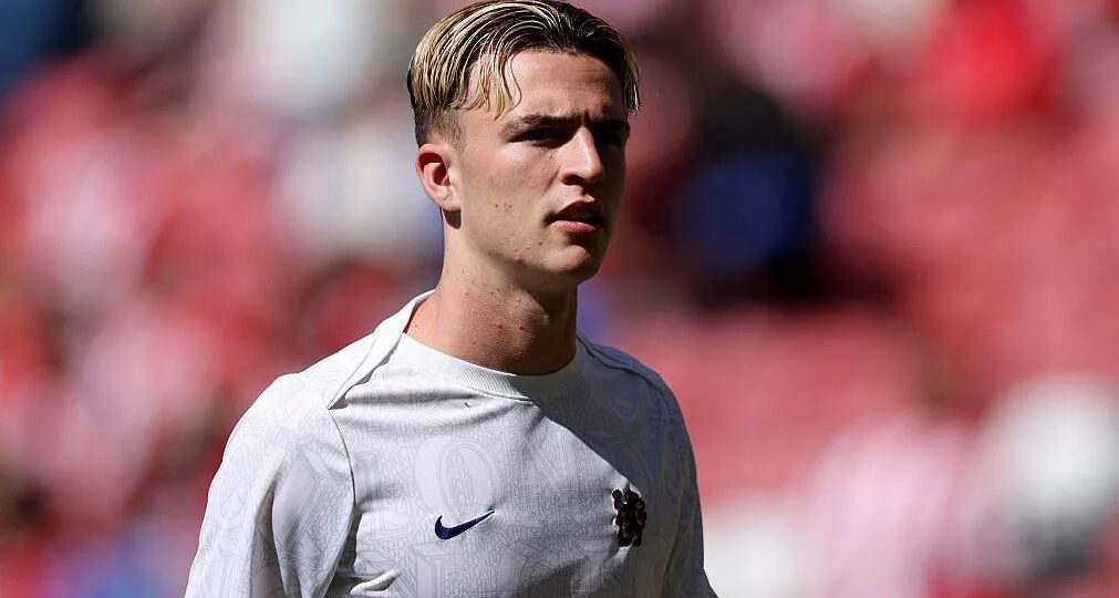 Derry close to renewing Chelsea deal