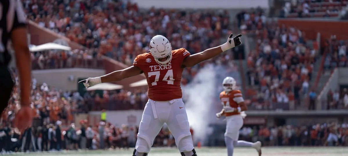Longhorns Daily News: Walter Camp preseason All-America teams notes five Texas players