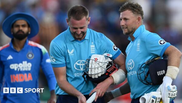 England learning on the job in ODIs – Root