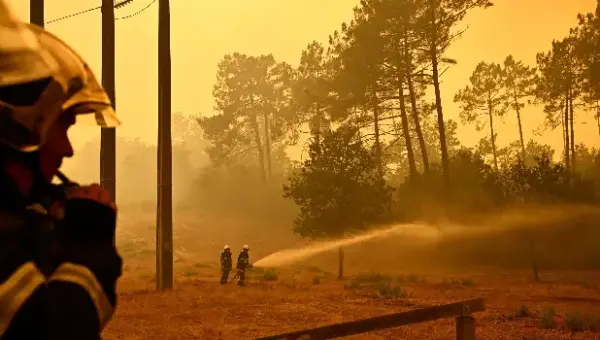 160,000 Evacuated As Record Wildfires Ravage France, Spain