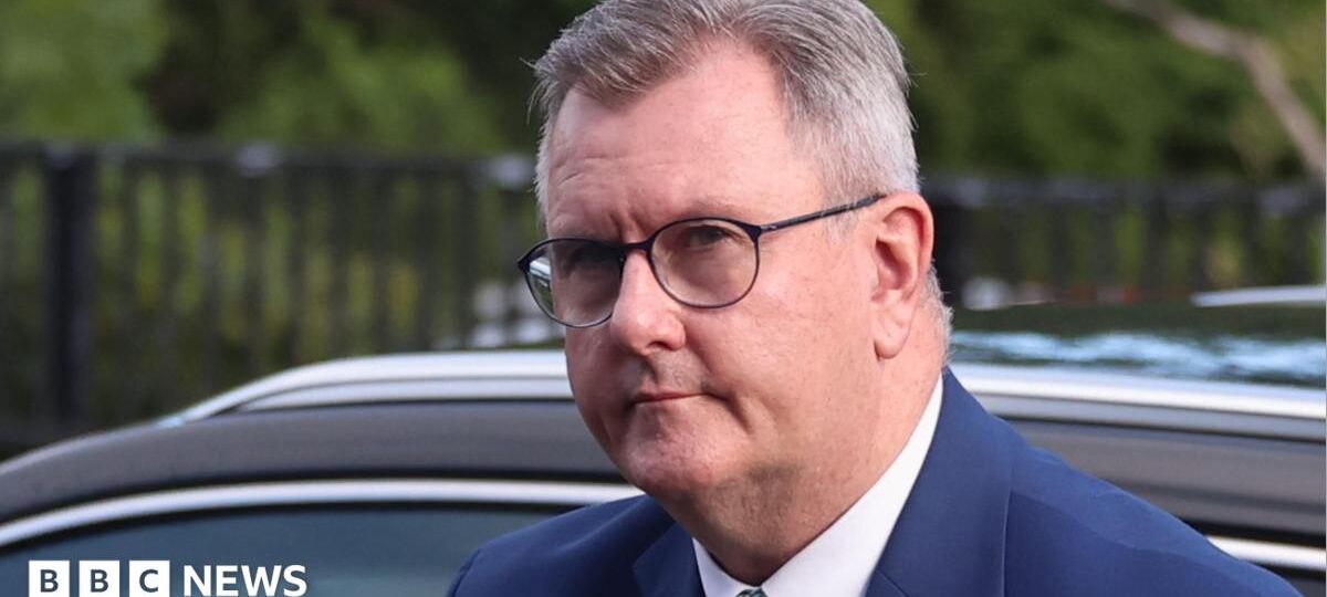 Ulster Unionists to establish independent process over child abuser Jeffrey Donaldson