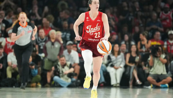 Caitlin Clark becomes fastest player in WNBA history to reach 600 career assists while leading Fever to blowout win vs. Aces