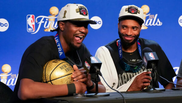 Ariel Hukporti reveals what Sixers can learn from Knicks after title