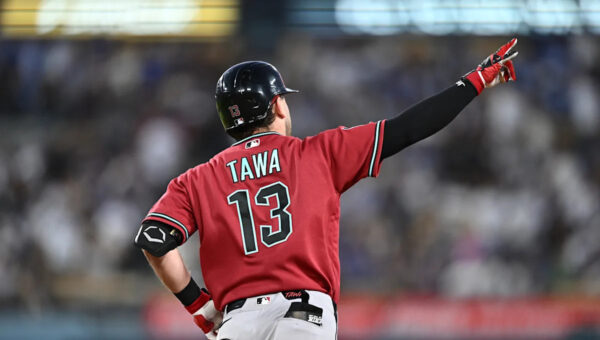 Diamondbacks shake off Ohtani's leadoff homer to rout the Dodgers 9-3