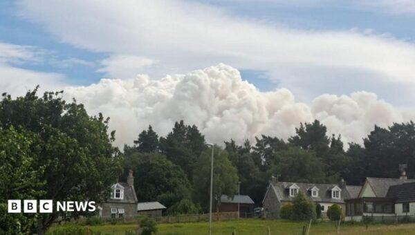 Residents allowed to return after Cairngorms wildfire evacuation