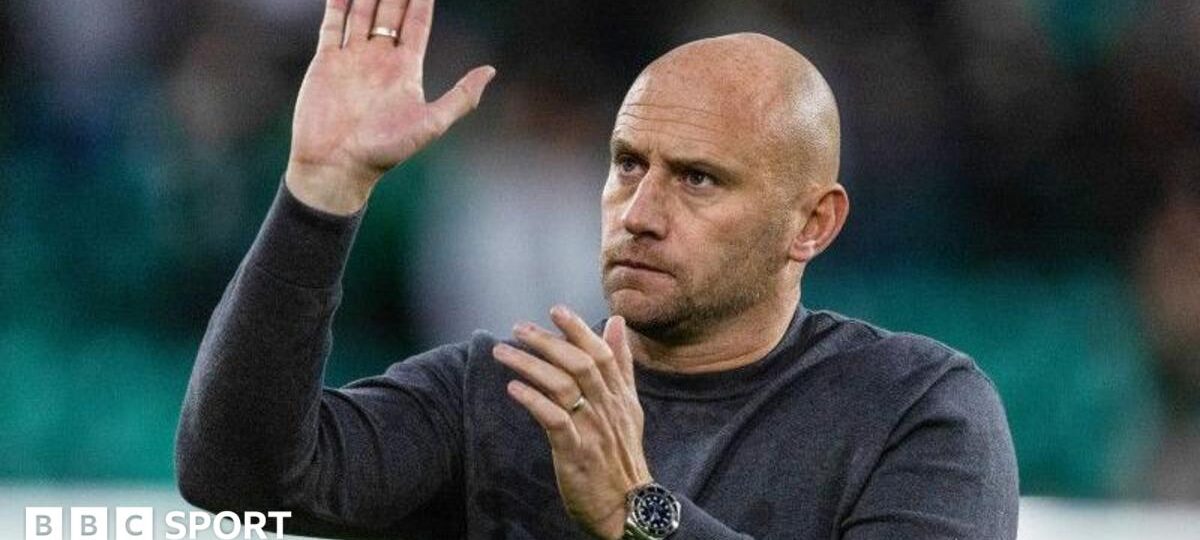 Gray relief as calamity averted & Hibs jeers turn to cheers