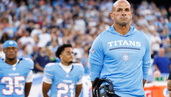 Titans improve to 2-0 with 19-16 win over Seahawks