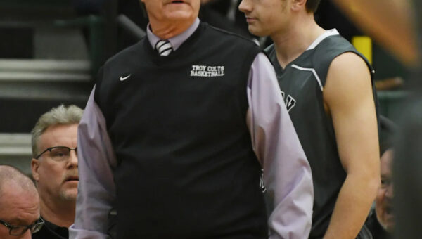 Longtime Troy boys basketball coach Gary Fralick retires