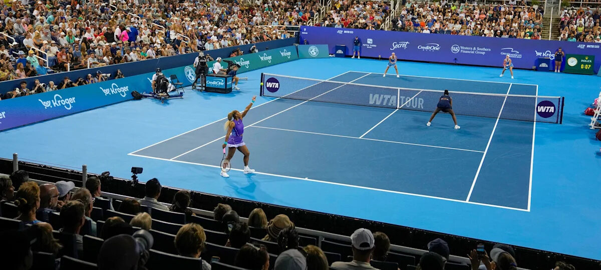 Peyton Stearns says lack of crowd support vs Williams sisters 'stung'