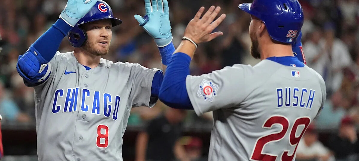 Chicago Cubs score 30 unanswered runs over 3 straight games, setting franchise record