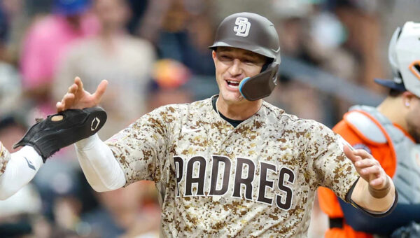 Austin Hays smashes home run in first game with Padres