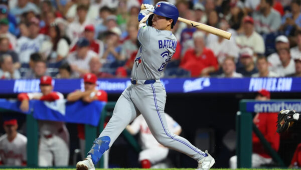 Jays Survive Near Collapse, Beat Phillies 5-4