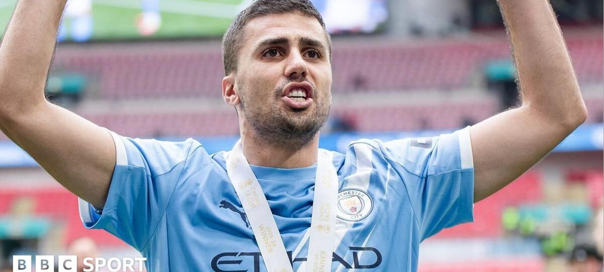 Man City reject Barcelona's £38.5m bid for Rodri
