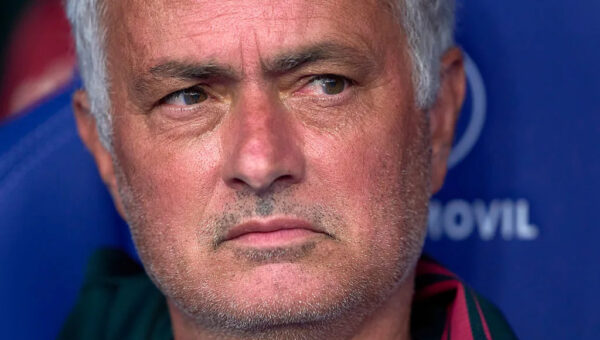 Front pages: Mourinho returns, Julián flares up, Argentina punished