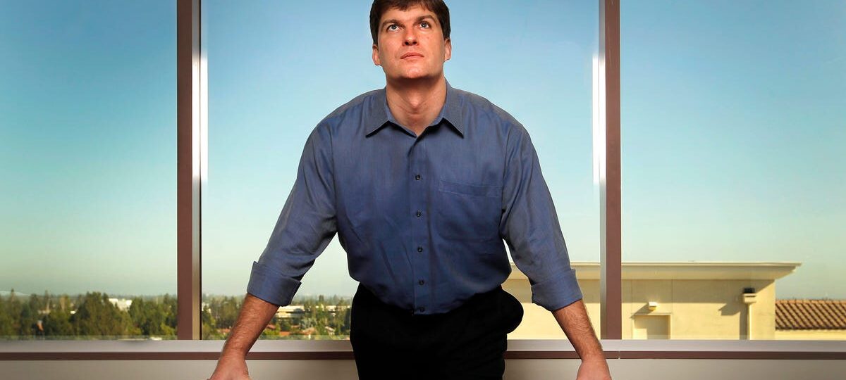 'Big Short' Michael Burry says the bulletproof AI narrative reminds him of the dot-com and housing bubbles
