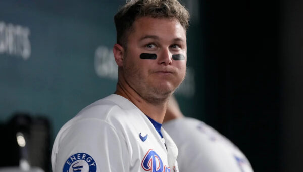 64-66 – Rangers remain buns with the bats, fall 3-0 to Angels