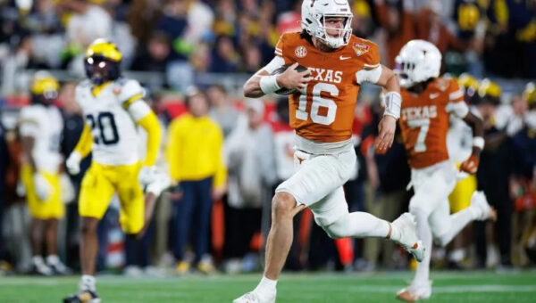 Arch Manning, Texas Longhorns get timely reinforcement on o-line after fall camp opens