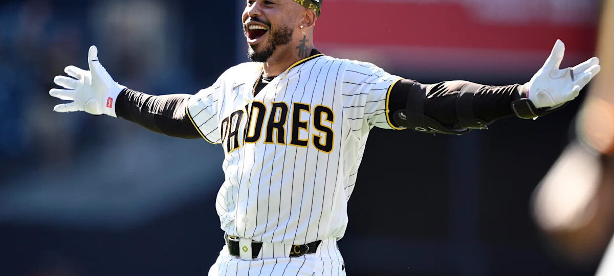 Padres comeback to walk-off, sweep Brewers