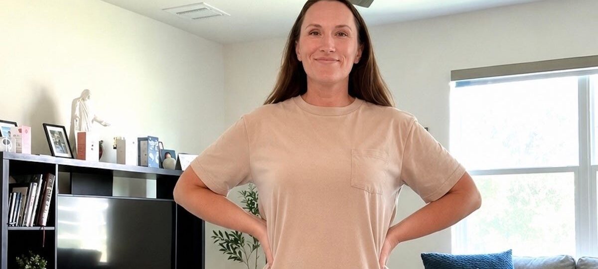 I have lipedema, a common chronic condition that makes my legs puffy. These 3 habits help me reduce inflammation.