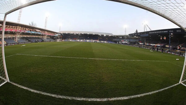 Winger Benagr signs new Luton deal