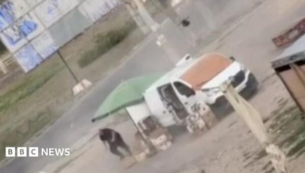 Video shows Russian drone chasing Ukrainian street vendor in 'human safari' attack