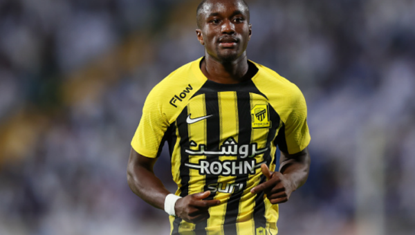 Roger Fernandes injury puts Moussa Diaby Leverkusen return at risk
