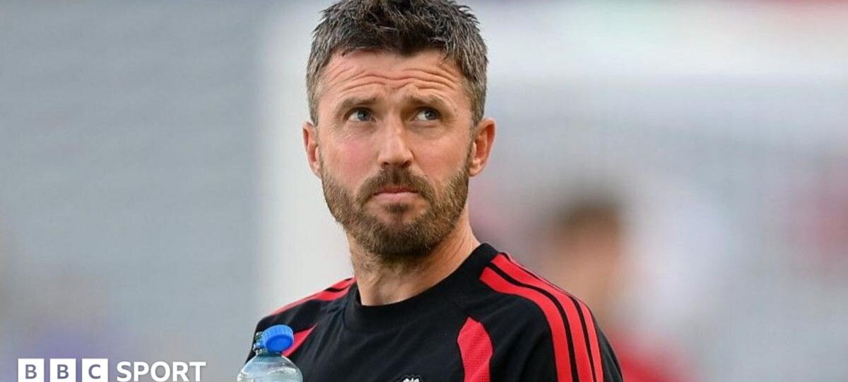 Rashford, Mainoo & transfers - Carrick calls for more signings
