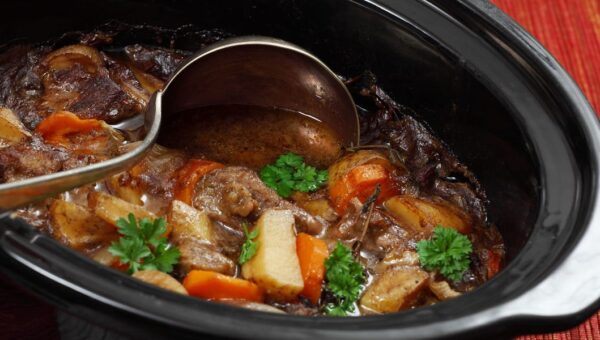 17 cozy comfort meals you can make in a slow cooker